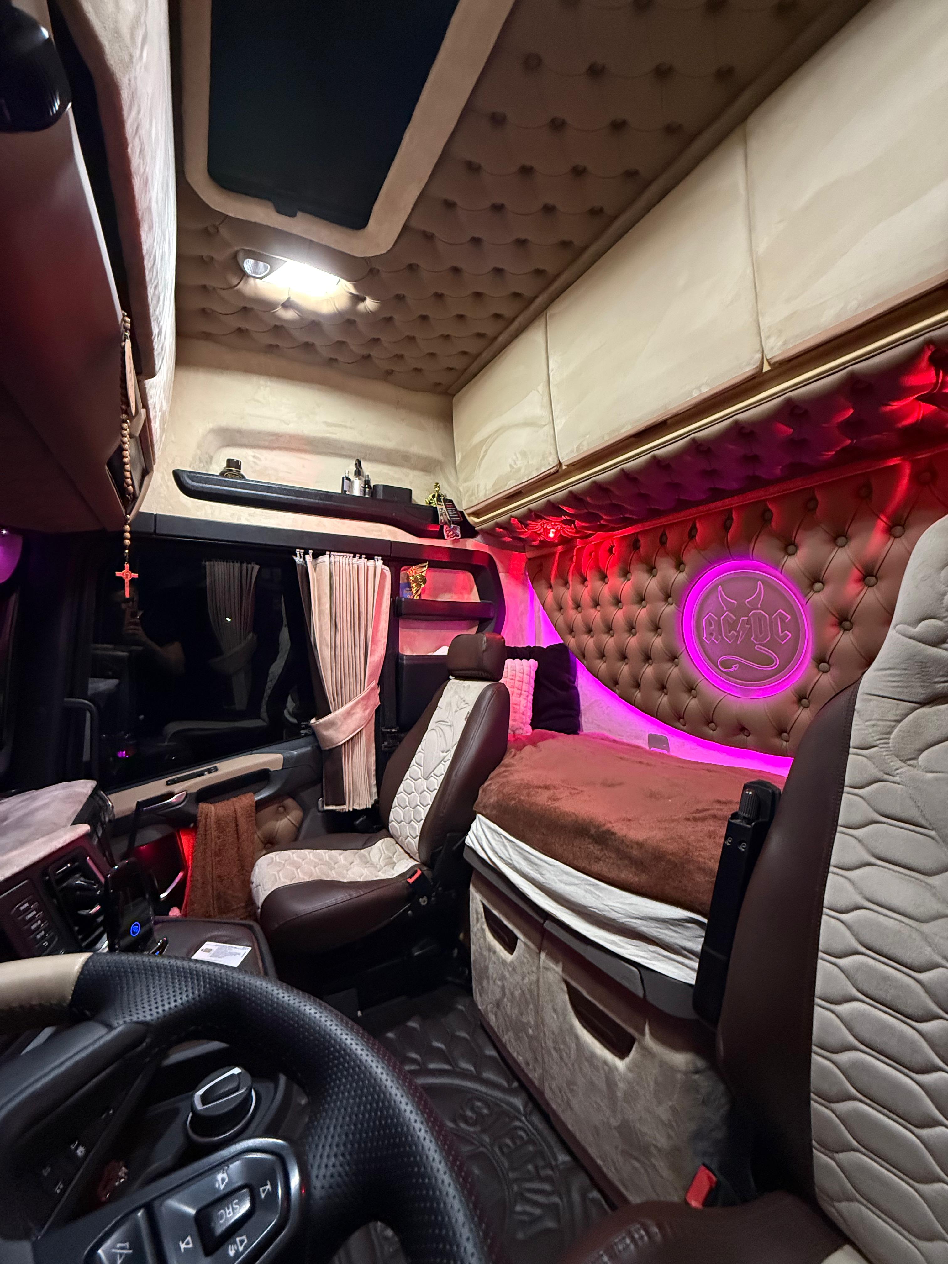 Juri M Scania 500S NG
