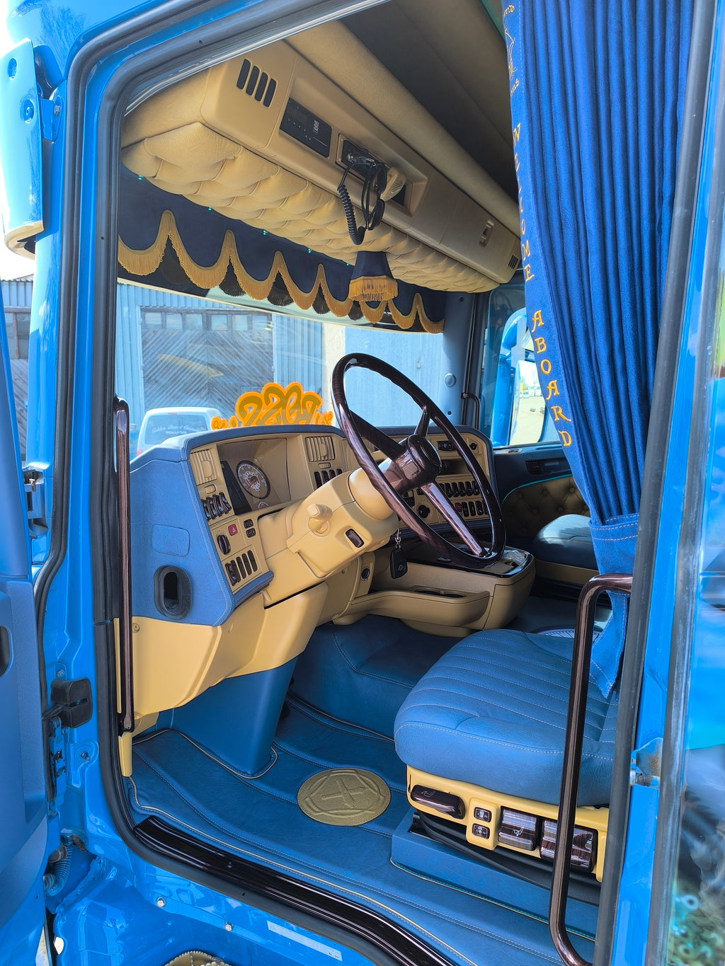 RK auto Scania R580